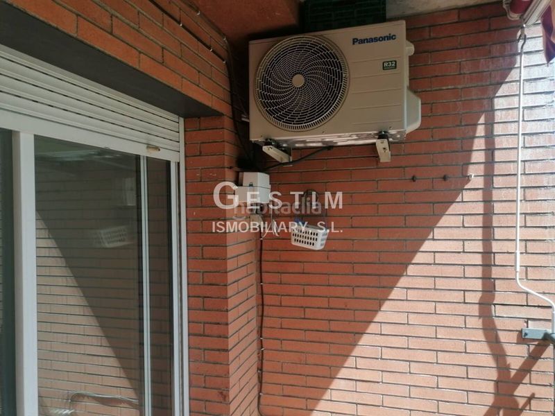 Foto c86c6272-9cc9-42d2-978f-cb91b30eb2ef. Apartament amb calefacció aparcament a Caputxins-Ambulatori Vic