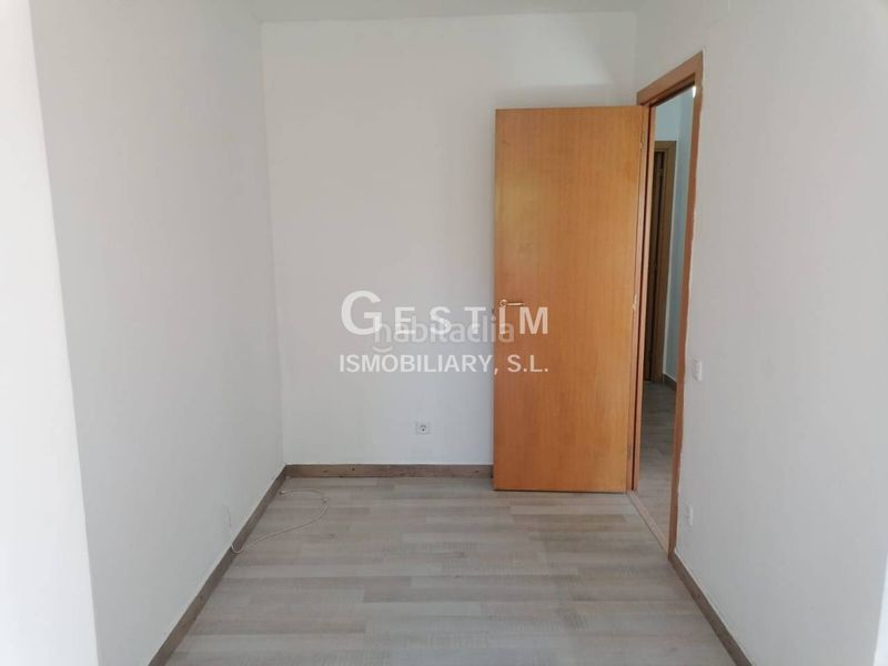 Foto deab7765-c226-43e0-add6-ca4773c5a7e3. Apartament amb calefacció aparcament a Caputxins-Ambulatori Vic