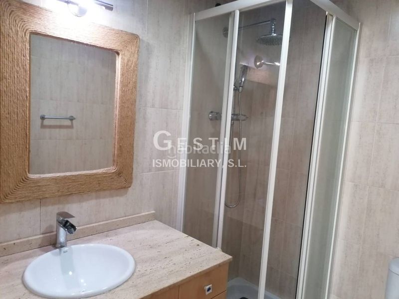 Foto fda5e763-40fd-485a-94af-513445e100c2. Apartament amb calefacció aparcament a Caputxins-Ambulatori Vic