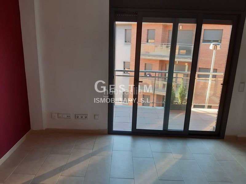 Foto c81f16c5-5f95-4645-91dc-f4869fcc1b3e. Piso  en venta en Roda de Ter