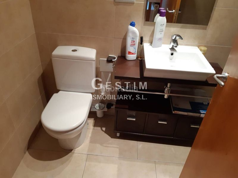 Foto db7057a1-d7b3-48d5-96c9-6b56f6c9aff5. Piso  en venta en Roda de Ter