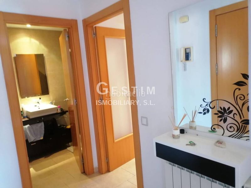 Foto f9b12e70-534b-42be-a619-1598a81dd08b. Piso  en venta en Roda de Ter