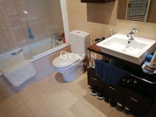 Flat  Calle de la serra. Pis en venta en barri la serra