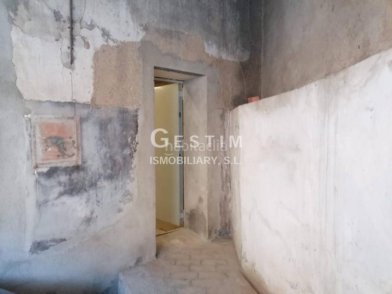 Foto fc4dc5fc-3fa9-4ed4-9fbf-fdd9649a61a6. Rent business premise in Caputxins-Ambulatori Vic