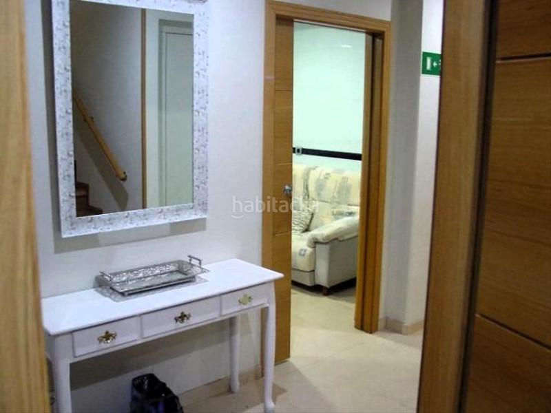 Foto 332d2d80-4303-4fce-a620-31d6f50c5223. Chalet  adosado 5 dormitorios en Gondomar
