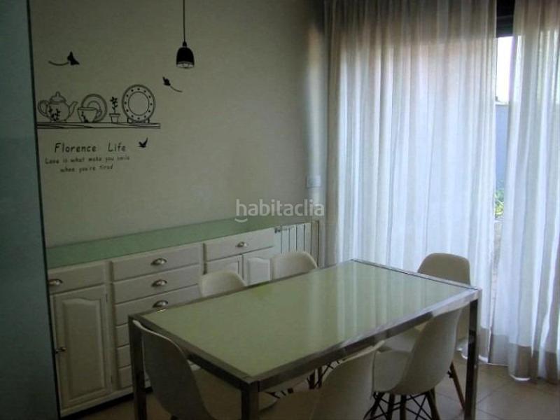 Foto 75ca682a-aae1-48e3-b110-01ce70cbb131. Chalet  adosado 5 dormitorios en Gondomar