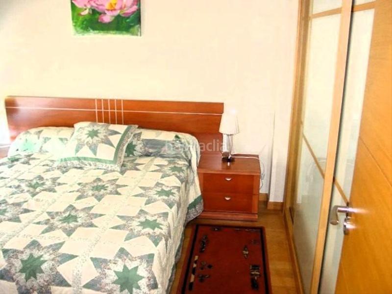 Foto 9b1840aa-2f0a-4d0c-bfaa-73185ae9e8e1. Chalet  adosado 5 dormitorios en Gondomar