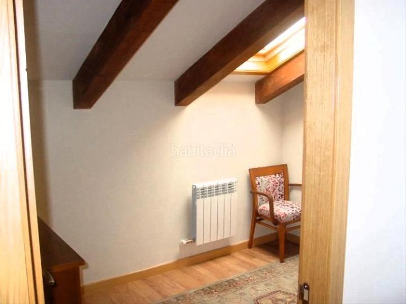 Foto e14c00b5-785c-46c3-a970-d1b8ce3bf42d. Chalet  adosado 5 dormitorios en Gondomar