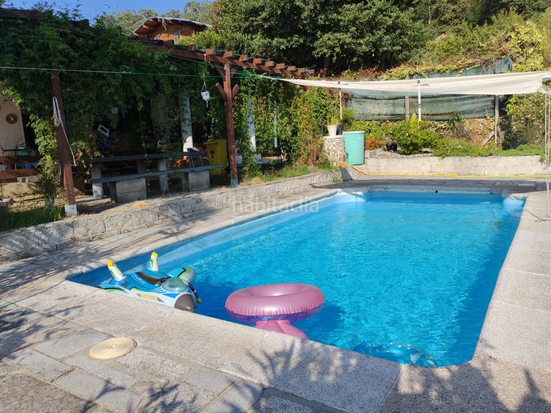 Foto 78add3ea-6945-4e89-bc78-c19969c3f271. Chalet  independiente con piscina en Mos