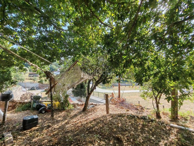 Foto e6210c4b-bd92-49b3-b9e1-1bea425df533. Chalet  independiente con piscina en Mos