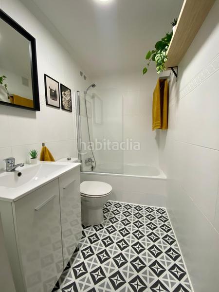 Foto d4609046-37f3-41bc-add9-1300be2e38f3. Alquiler estudio  en alquiler zona urzáiz en Vigo