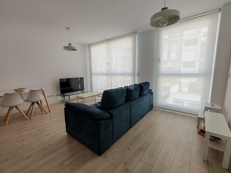 Foto 8866db63-bc85-40c3-8500-9572ce98d58f. Rent flat with pool in Berbés - Peritos Vigo
