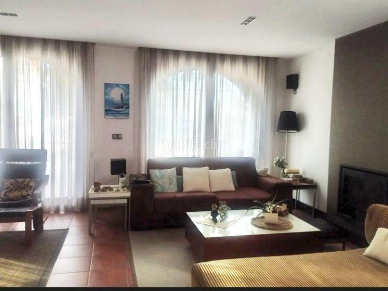 Foto b0d60892-b796-4f08-9f9e-363ecf07d2eb. Chalet  4 dormitorios en candeán en travesía de Vigo - san xoán Vigo