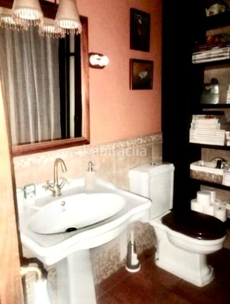Foto dbc8702e-bc67-460f-aabf-5c9b2c37b155. Chalet  4 dormitorios en candeán en travesía de Vigo - san xoán Vigo