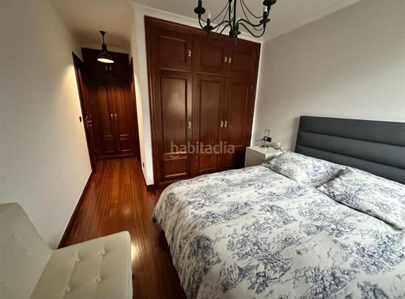 Foto e9bdb1c2-d1f7-4589-bcd0-5a71a32fc0bf. Piso  de dos dormitorios en calle aragón en travesía de Vigo - san xoán Vigo