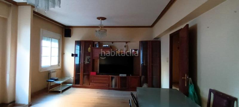 Foto 499ac53f-1355-4528-b471-21a5d388dec0. Piso  en venta en emilio pardo bazán en A Salgueira - O Castaño Vigo