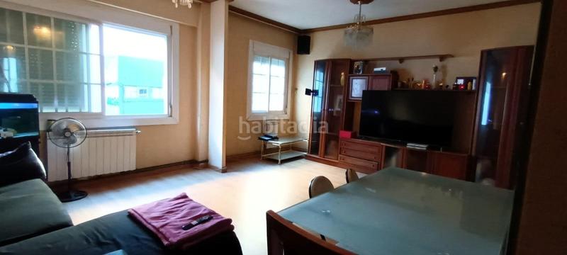 Foto adcb3960-9690-4673-9e55-0184f65ef247. Piso  en venta en emilio pardo bazán en A Salgueira - O Castaño Vigo