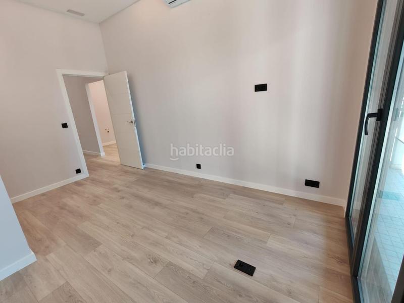 Foto 473bcf85-eb80-4222-bc91-26c874ab0342. Rent office space with heating in Navia Vigo