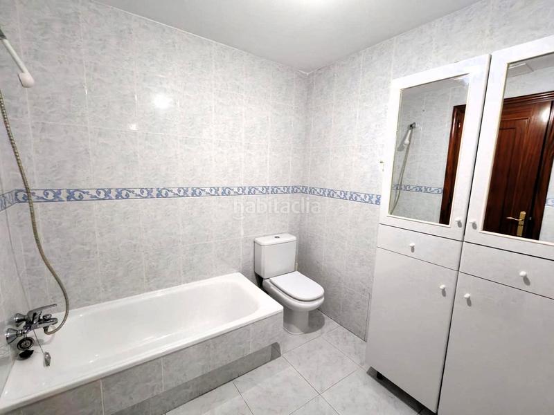 Foto 84efef56-1e1d-4da5-99fb-a05d251cc98b. Etagenwohnung mit heizung in Coiro Cangas