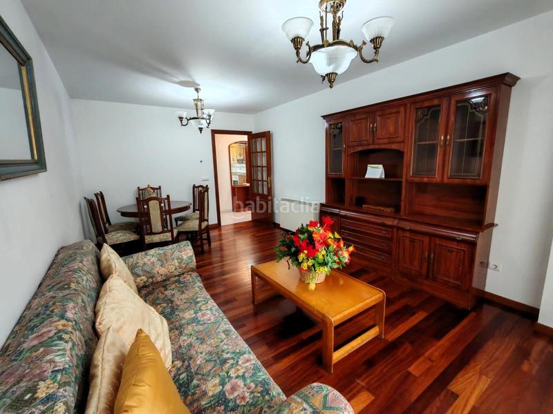 Foto a2ba85db-8a97-4ccb-bbbf-56da2dd3f892. Etagenwohnung mit heizung in Coiro Cangas