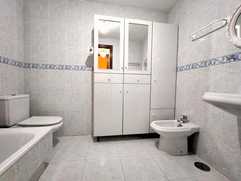 Foto ef9a56e6-c40c-4785-8a19-8bb961b14ff6. Etagenwohnung mit heizung in Coiro Cangas