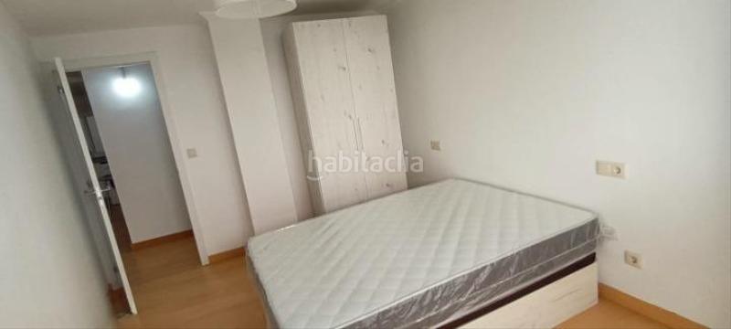 Foto 055a4951-bdc3-49de-a2c4-fdf24a21c05b. Piso  2 habitaciones en tomás alonso en Plaza de la industria Vigo