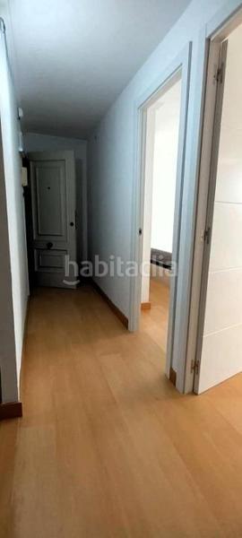 Foto a10e8f58-cb1e-4ad8-a32f-6ae7f6b6ac81. Piso  2 habitaciones en tomás alonso en Plaza de la industria Vigo