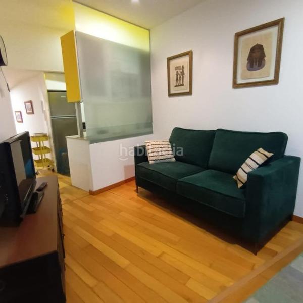 Foto b1aaa5e7-c92e-4a86-b2bb-37ade84a19fa. Rent flat with heating in Centro - Areal Vigo