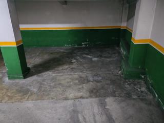 Lloguer Aparcament cotxe a Calle calle del conde de torrecedeira 36. Plaza de garaje en alquiler