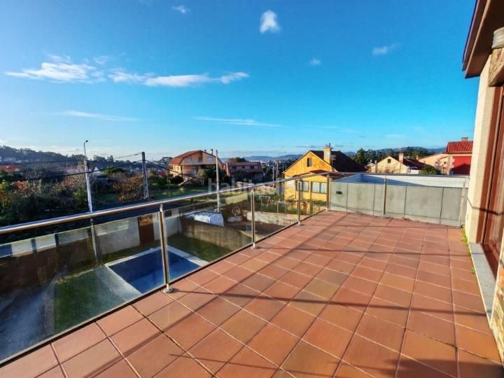 Foto cd8e8fba-81a4-471d-a13f-b030099b6fd1. Xalet amb calefacció aparcament piscina a Valadares - Beade Vigo