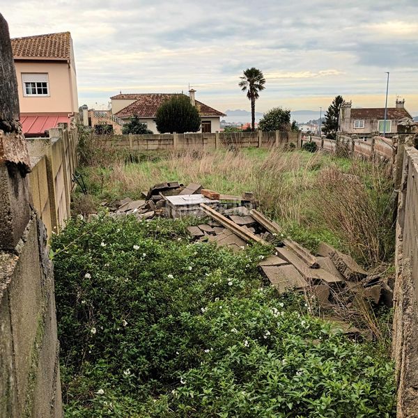 Foto e1722d33-5659-4e77-9d25-f5820db284ce. Terreny residencial a Coruxo - Oia - Saiáns Vigo