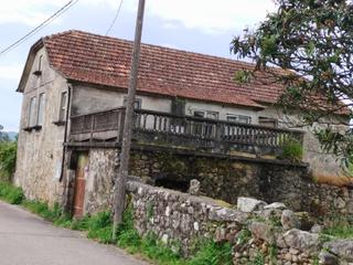 Maison à Tomiño. Casa con terreno edificable en tomiño
