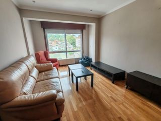 Location Appartement à O Castro. Piso 3 habitaciones hispanidad