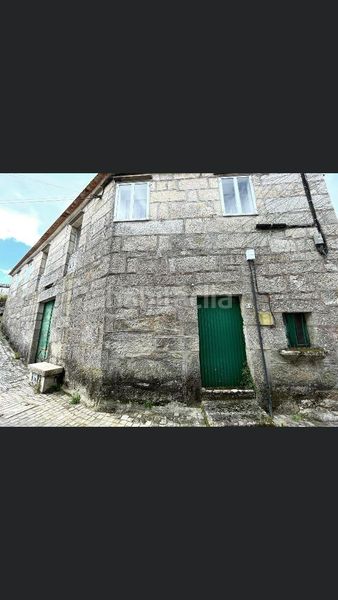 Foto e96b2db0-56c5-4ec1-9665-8991c2ab97a2. Casa a Samieira Poio