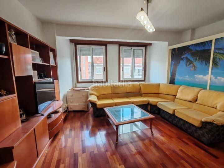 Foto a8315603-1e8d-4fda-950d-1424bbb7da8b. Apartament a Teis Vigo