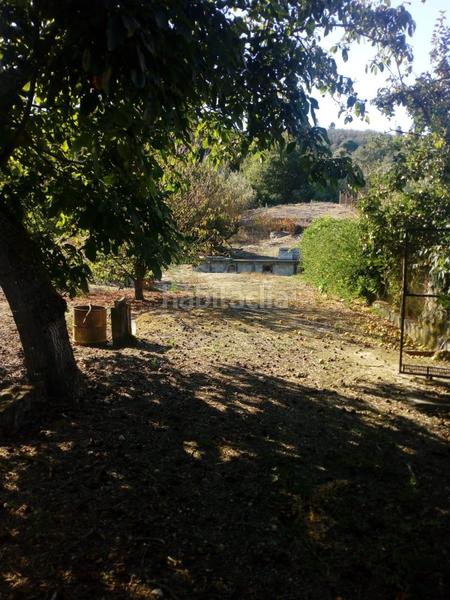 Foto 43d541a1-ce98-4c53-a1ca-4c319b7bfe02. Chalet  con jardín y piscina en Leiro