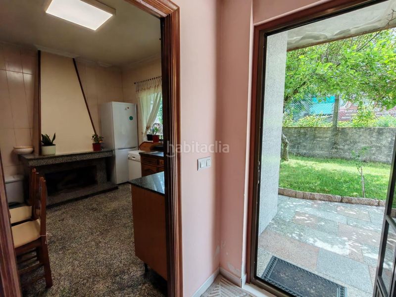 Foto 66f84b7f-c401-44eb-8428-120fc26f4a30. Casa amb calefacció aparcament a Valadares - Beade Vigo