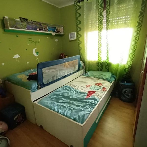 Foto f89d2334-3924-4ba0-99d4-93af016b4268. Casa amb calefacció aparcament a Cabral - Candeán Vigo