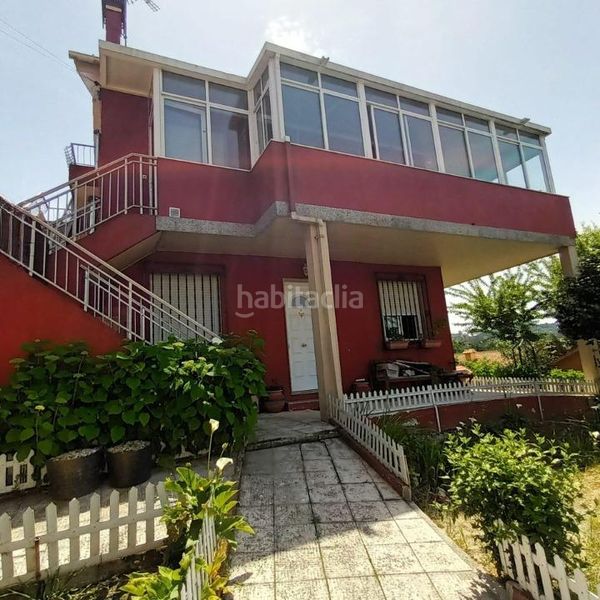 Foto fb7db035-9d3e-427e-ac1c-7b118d7fdcf2. Casa amb calefacció aparcament a Cabral - Candeán Vigo