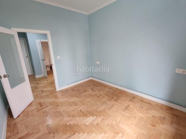 Foto d0783e9c-393e-4fa2-bd1b-1360ff6412d5. Lloguer pis amb calefacció a Berbés - Peritos Vigo