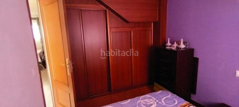 Foto 33fd8f17-4415-4028-9cd1-811a5b8908aa. Casa adosada  en doutor martín lago en Vigo
