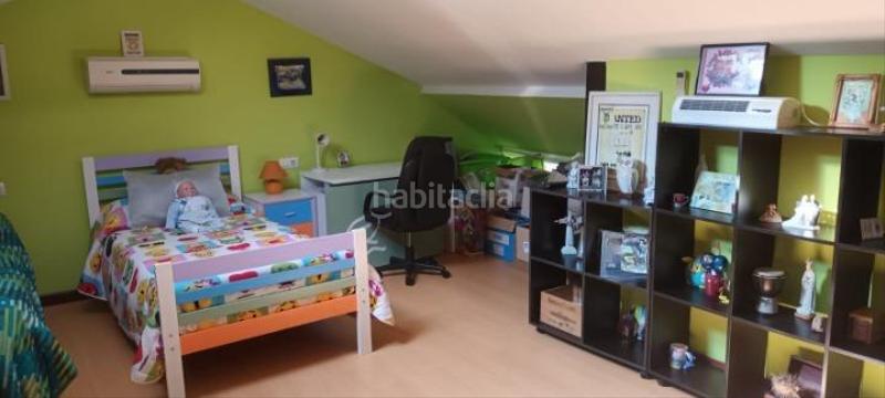Foto 68e982a5-fe8b-4cce-8d61-00103c2178e2. Casa adosada  en doutor martín lago en Vigo