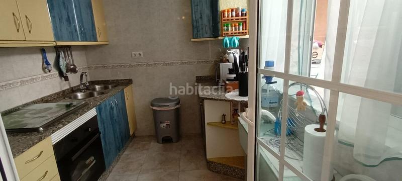 Foto a70ec270-ac96-4506-934a-78837a0b1c8e. Casa adosada  en doutor martín lago en Vigo