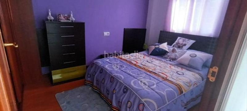 Foto d3b8c16b-6a44-4e99-aaf7-fc95f48ead90. Casa adosada  en doutor martín lago en Vigo