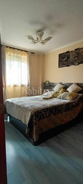Foto f439416c-6b26-43d0-9bf0-ad8b6cfb782b. Casa adosada  en doutor martín lago en Vigo