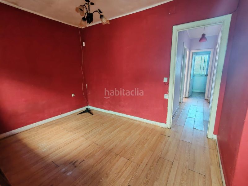 Foto 2ed77f0a-9a2b-4611-b362-f4dfdcf311f7. Casa amb aparcament a Lavadores Vigo