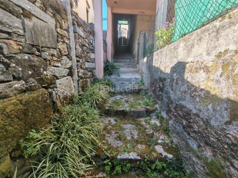 Foto a81a8f9a-79ef-44f7-a850-51e9bf937ec4. Casa amb aparcament a Lavadores Vigo