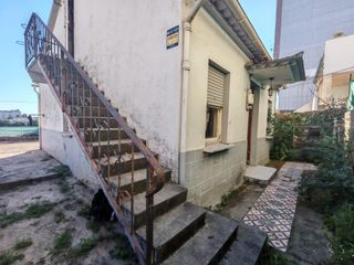 Casa  Ramon nieto. Casa independiente con gran potencial en lavadores, vigo