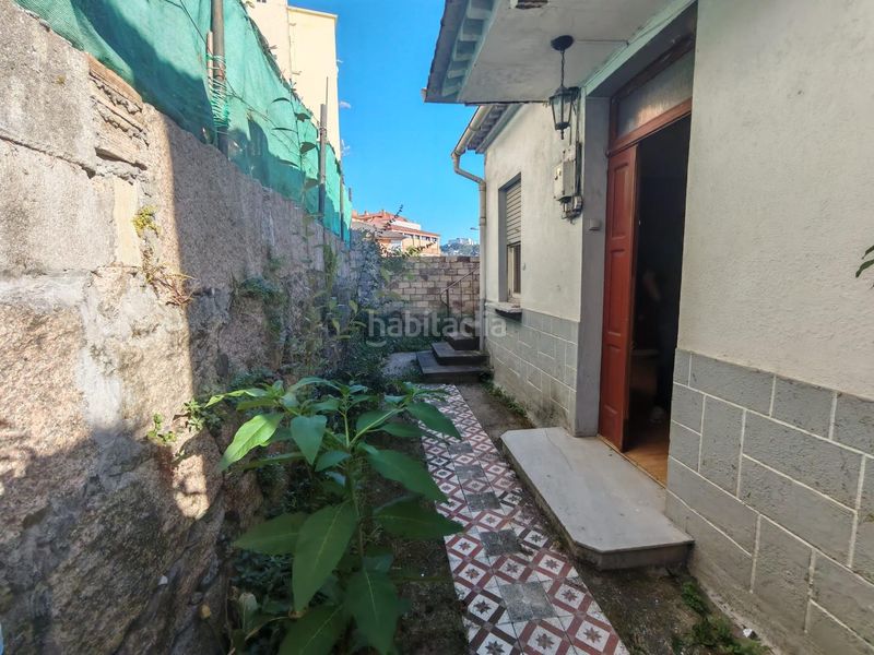 Foto bc37a61e-3ce0-4e4a-9cdc-b9538e5ba359. Casa amb aparcament a Lavadores Vigo
