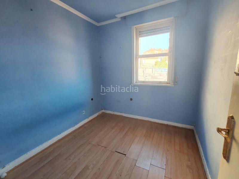Foto c8974fe8-4c03-4ccc-86e8-72882d771288. Casa amb aparcament a Lavadores Vigo